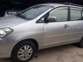 Cần bán Toyota Innova đời 2009, xe gia đình, máy nguyên bản