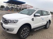 Bán Ford Everest 2018, màu trắng