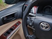 Cần bán lại xe Toyota Camry 2.0 AT sản xuất năm 2014, màu đen 