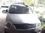 Cần bán xe Toyota Innova đời 2012, màu bạc, giá chỉ 290 triệu