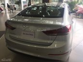 Bán Hyundai Elantra 2.0 AT đời 2018, màu bạc, giá cực tốt