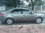 Cần bán gấp Kia Forte sản xuất 2013, màu xám