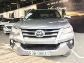 Bán Toyota Fortuner G 2.4MT máy dầu số sàn nhập khẩu Indonesia 2017 màu xám bạc