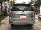 Cần bán lại xe Toyota Fortuner G năm sản xuất 2013, màu bạc