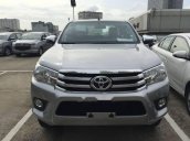 Bán Toyota Hilux sản xuất 2018, màu bạc, nhập khẩu Thái