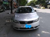 Cần bán Kia Cerato AT đời 2011, màu bạc  