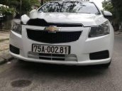 Bán Chevrolet Cruze đời 2011, màu trắng ít sử dụng