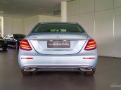 Bán xe Mercedes-Benz E200 đăng ký tháng 08/2018, mới 99%, màu bạc