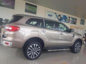 Bán Ford Everest Titanium 2.0L 4x4 AT sản xuất 2018, màu vàng 