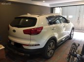 Cần bán Kia Sportage đời 2015 nhập khẩu màu trắng, số tự động FWD 2.0 AT, giá 740tr