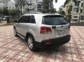 Cần bán Kia Sorento năm 2010, màu bạc, xe nhập số tự động, giá 655tr