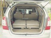 Bán xe Toyota Innova J sản xuất năm 2010, màu bạc