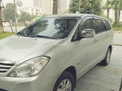 Bán xe Toyota Innova J sản xuất năm 2010, màu bạc