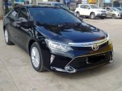 Cần bán gấp Toyota Camry sản xuất 2018, màu đen, giá tốt