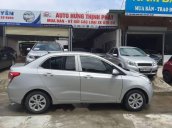 Cần bán gấp Hyundai Grand i10 đời 2016, màu bạc chính chủ