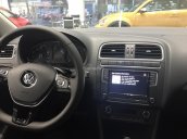 Bán Volkswagen Polo sản xuất năm 2017, màu đen, xe nhập, tặng 100% thuế trước bạ