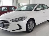 Bán xe Hyundai Elantra 1.6 AT 2018 trắng