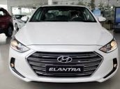 Bán xe Hyundai Elantra 1.6 AT 2018 trắng