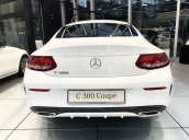 Bán xe Mercedes C300 Coupe. Xe giao ngay