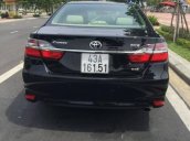 Bán Toyota Camry đời 2015, màu đen, 890 triệu