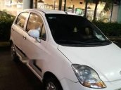 Cần bán Chevrolet Spark năm sản xuất 2010, màu trắng 