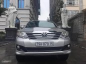 Cần bán lại xe Toyota Fortuner 2.7V 4x2AT 2013, màu bạc 