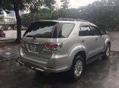 Cần bán lại xe Toyota Fortuner 2.7V 4x2AT 2013, màu bạc 