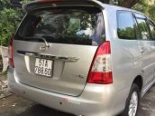 Bán Toyota Innova E năm sản xuất 2014, màu bạc số sàn, giá 525tr