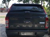 Bán lại chiếc xe bán tải Ford Ranger XLS AT tự động 4x2, Đk 2016 màu xanh