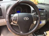 Cần bán Hyundai Avante AT năm 2013, xe tư nhân chính chủ sử dụng
