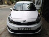 Cần bán lại xe Kia Rio năm sản xuất 2017, màu trắng còn mới, giá 465tr