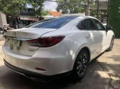 Cần bán Mazda 6 năm 2016, màu trắng, xe đẹp