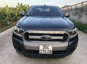 Cần bán Ford Ranger XLS 2.2 AT, T6/2017, màu xám, đi 1,8 vạn km