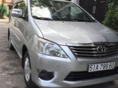 Bán Toyota Innova E năm sản xuất 2014, màu bạc số sàn, giá 525tr