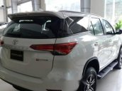 Bán ô tô Toyota Fortuner đời 2018, màu trắng, giá tốt