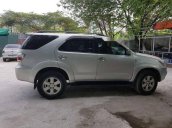 Bán Toyota Fortuner năm 2011, màu bạc, xe nhập số tự động, 2 cầu, máy xăng