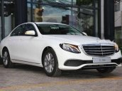 Bán xe Mercedes E200 đời 2018, màu trắng