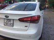 Cần bán lại xe Kia Cerato 2.0 đời 2016, màu trắng chính chủ, giá chỉ 620 triệu