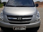 Bán xe Hyundai Grand Starex H1 năm sản xuất 2011, màu xám (ghi), xe nhập