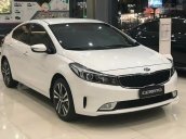 Bán ô tô Kia Cerato 1.6 MT năm sản xuất 2018, màu trắng 