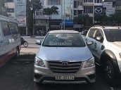 Cần bán Toyota Innova 2.0E năm sản xuất 2016, màu bạc số sàn, giá tốt