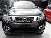 Bán Nissan Navara EL 2.5 AT 2WD đời 2018, màu đen, xe mới 100%