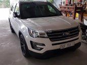 Bán Ford Explorer đời 2016, màu trắng, nội thất đẹp