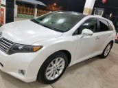 Bán Toyota Venza 2.7 năm sản xuất 2009, màu trắng chính chủ, giá 888tr