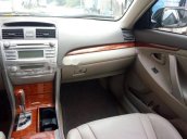 Cần bán gấp Toyota Camry 2.4G 2010, màu đen giá cạnh tranh