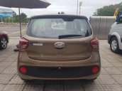 Bán ô tô Hyundai Grand i10 năm 2018, màu nâu, giá 370tr