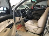 Bán ô tô Toyota Fortuner năm 2015, màu bạc, 910tr