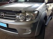 Chính chủ bán Toyota Fortuner 2009, màu bạc