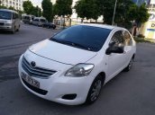 Bán Toyota Vios đời 2010, màu trắng