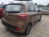 Bán ô tô Hyundai Grand i10 năm 2018, màu nâu, giá 370tr